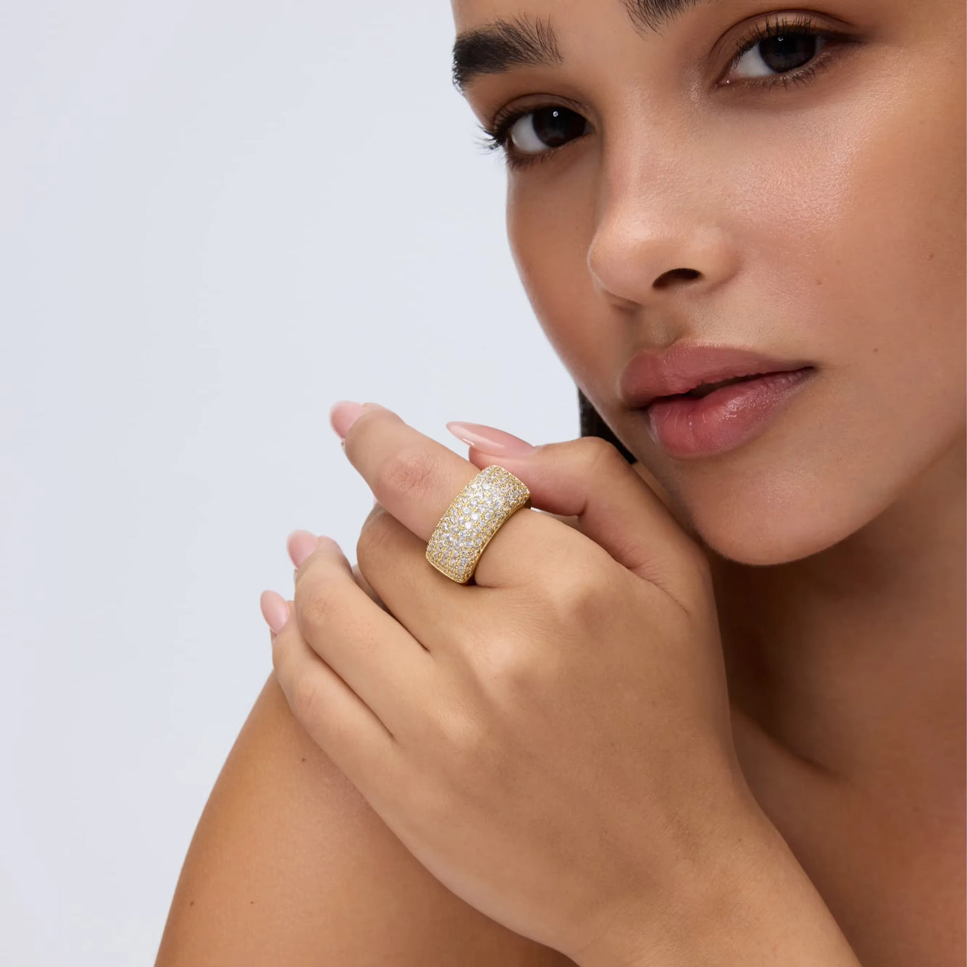 FULL PAVÉ APPLE WATCH COVER - image 5