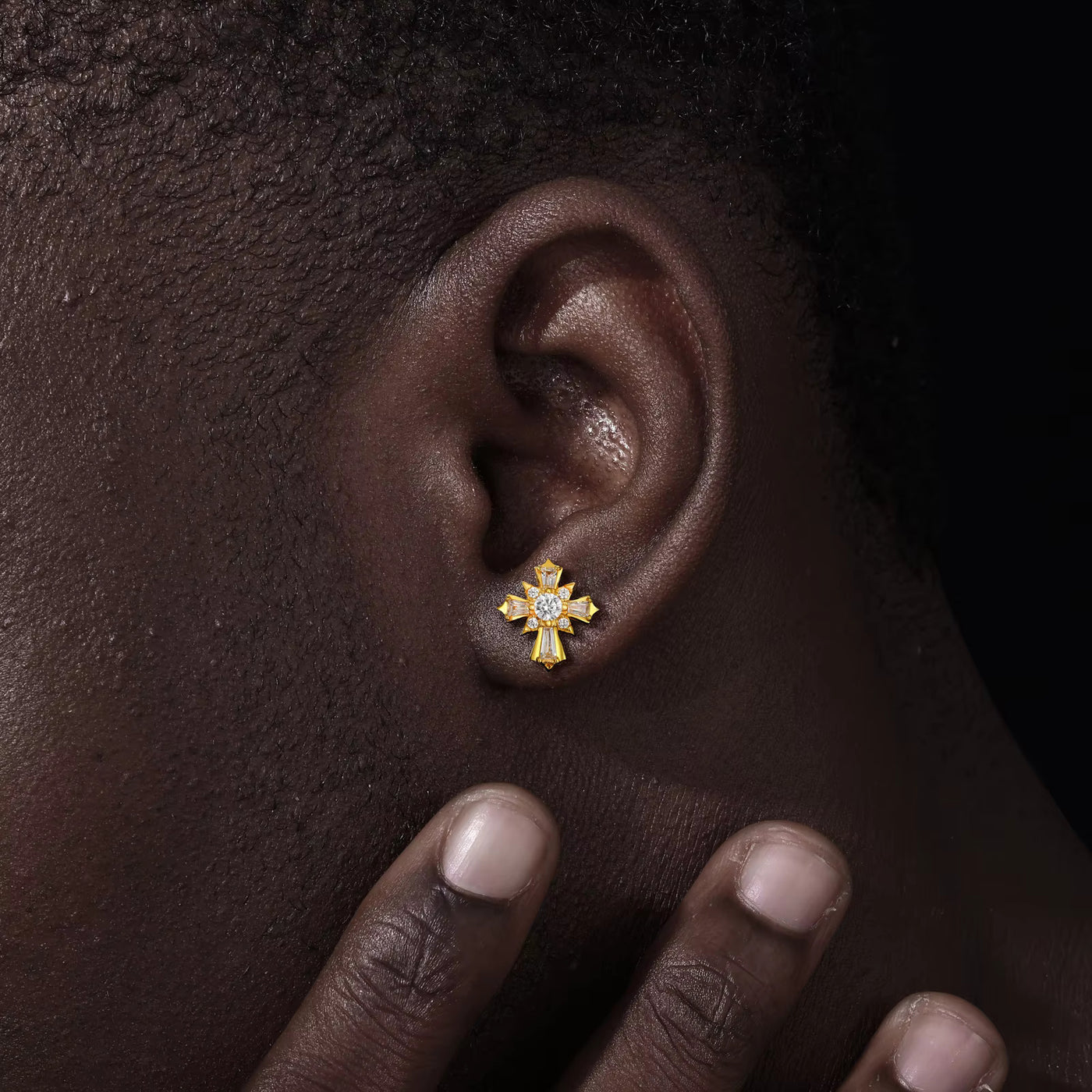 BAGUETTE CROSS MOISSANITE STUDS - image 3