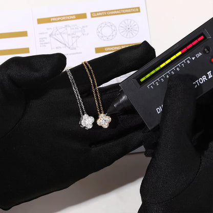 モアサナイト S925 クローバーモチーフ ネックレス ラグジュアリージュエリー