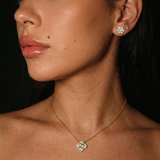 モアサナイト S925 クローバーモチーフ ネックレス ラグジュアリージュエリー